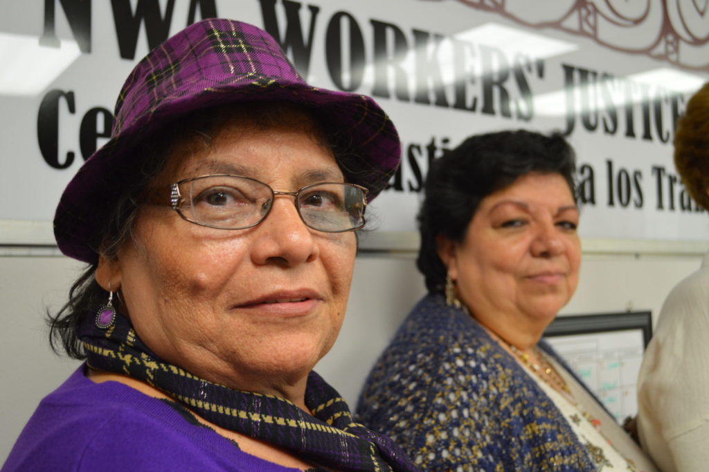 Von Diaz met Rosa Rivas (l) and Noemi Barragan at the Northwest Arkansas Workers' Justice Center.